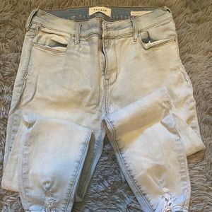 PacSun light wash jeans
